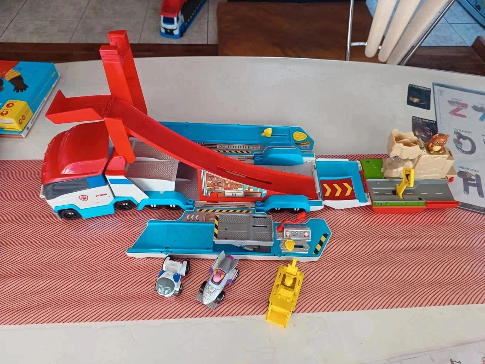 Camion pat patrouilleur